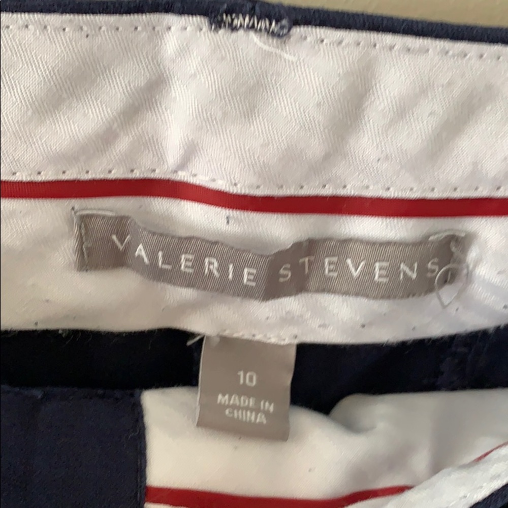 Capris - Picture 2 of 2